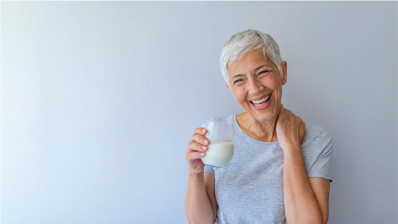Đánh giá ưu, nhược điểm của một số loại sữa cho người già tốt nhất 2022