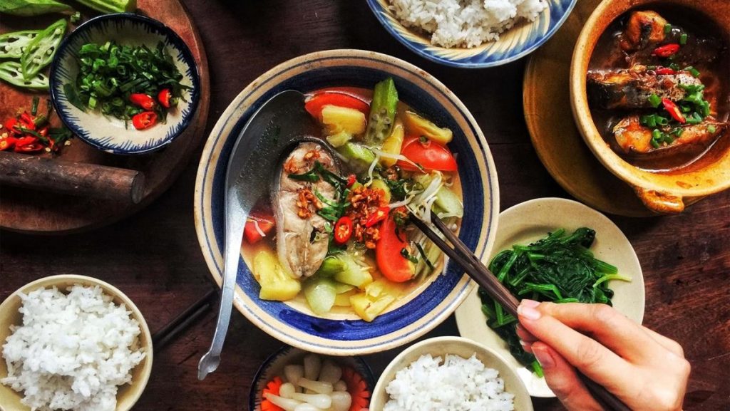 Sự quan trọng của bữa cơm gia đình Việt
