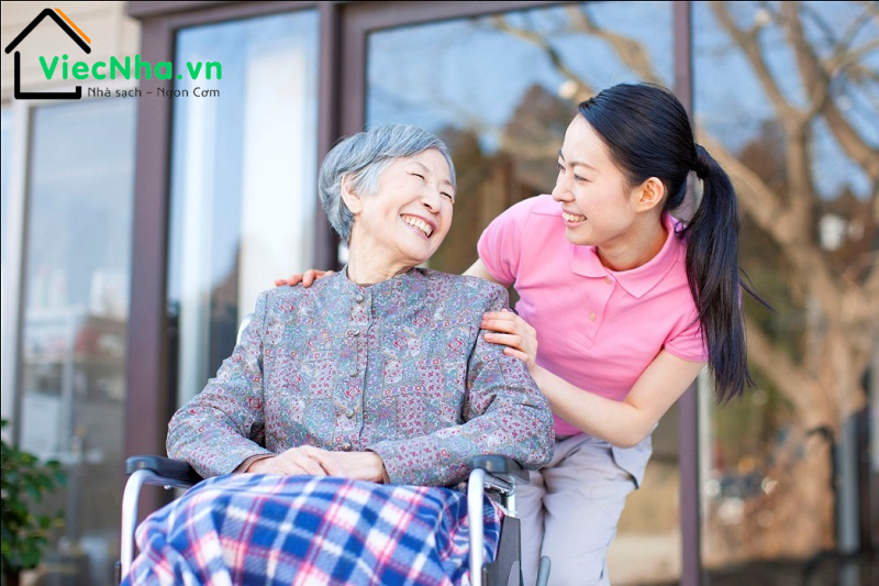 Dịch vụ giúp việc chăm sóc người cao tuổi uy tín, chất lượng