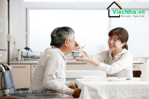 dịch vụ chăm sóc người già tại nhà